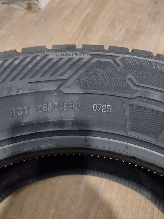 Vând cauciucuri de Vara