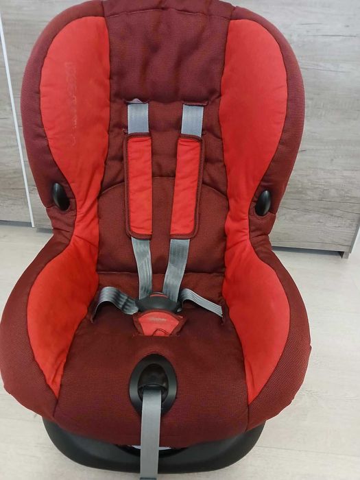 Столче Maxi-Cosi ECE R44/04 Universal 9-18 кг