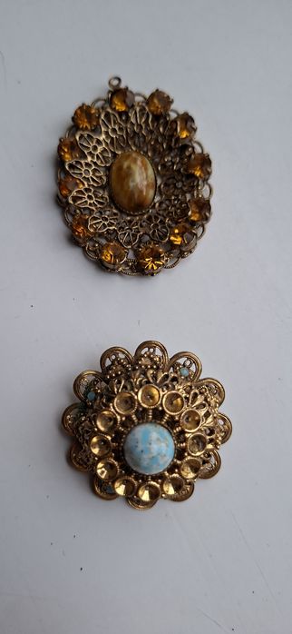 Продам Чешские броши