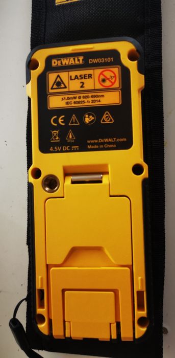 Лазерный дальномер DeWALT DW03101, дальность до 100 м