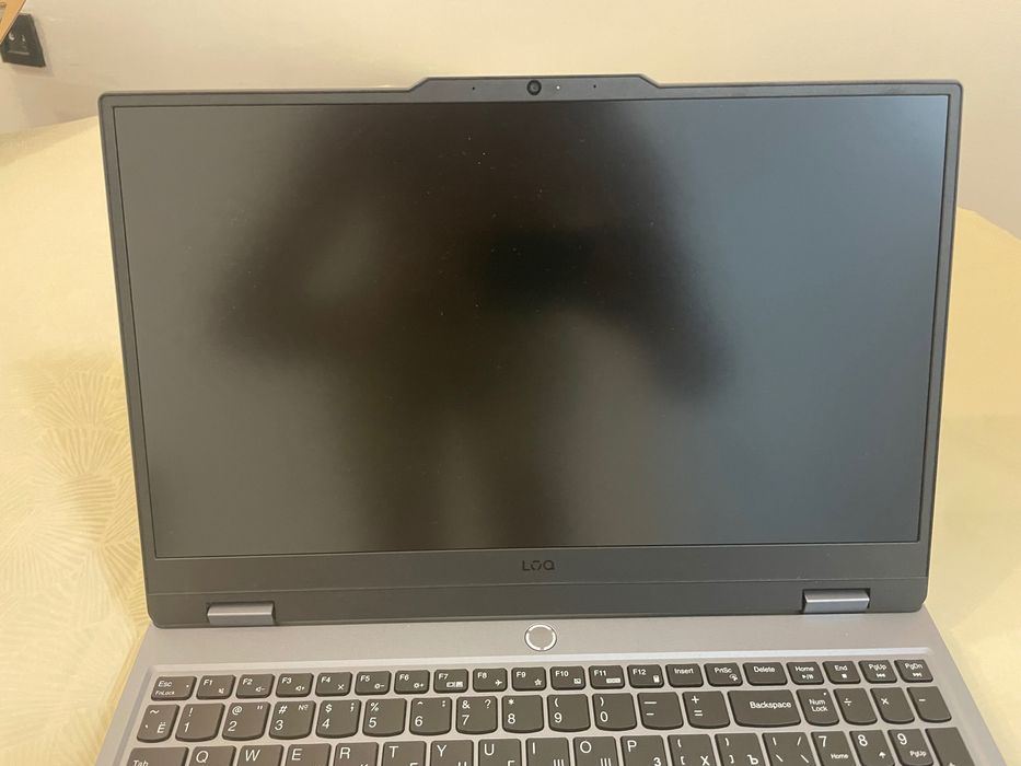 Ноутбук Lenovo LOQ 15IRX9