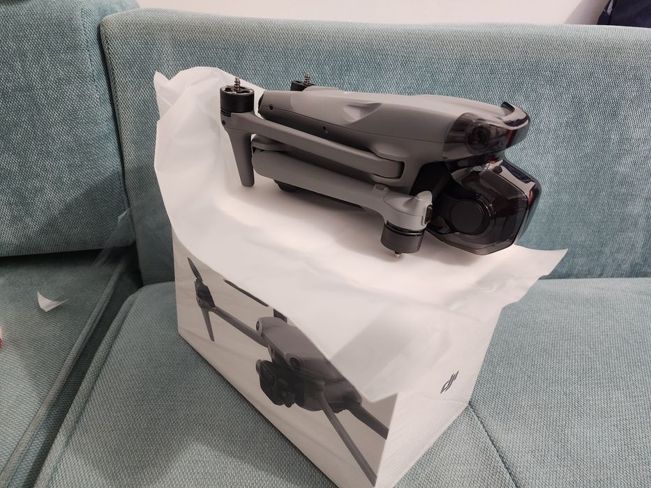 DJI AIR3 дрон квадрокоптер