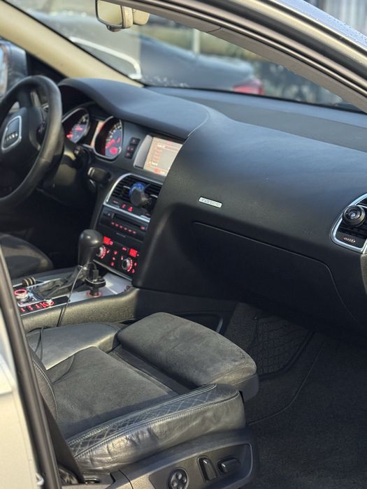 Audi q7  quatro 3.0  impecabila atat estetic cat si mecanic