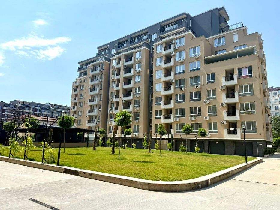АКТ 16! Двустаен апартамент в кв. Кючук Париж