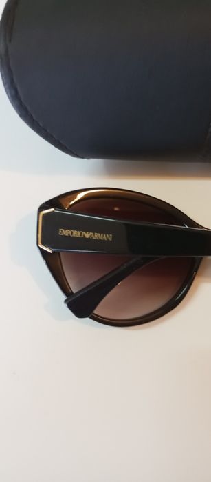 Очки солнцезащитные Emporio Armani