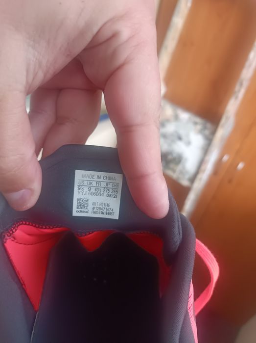 Маратонки аdidas.Номер 43,5