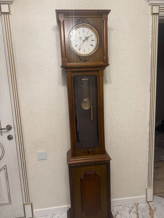 часы напольные новые