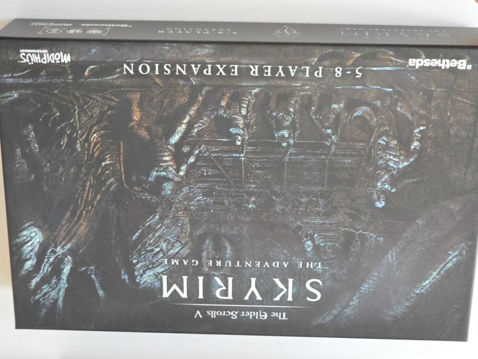 The Elder Scrolls V: Skyrim – The Adventure Game + extensie 5–8 jucători + playmat - Boardgame