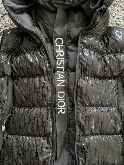 Geacă puffer tip Christian Dior gri lucioasă model premium mărimea