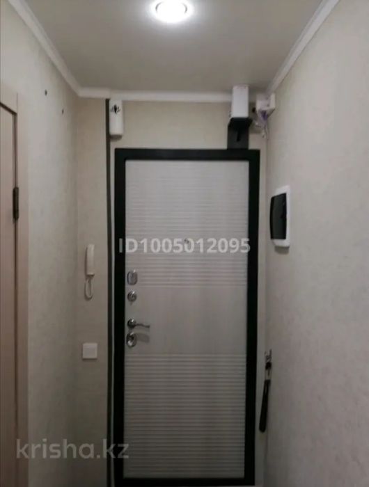 Продаётся 2 х  ком. квартира