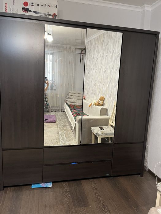 Продам шифонер в отличном состоянии