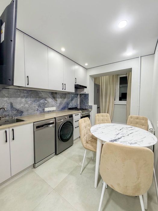 1/3/4 Ялангач кирпич школа 190