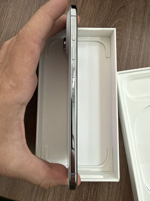 iPhone Air, Sky Blue, 256GB