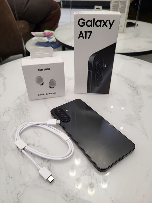 Телефон + наушники