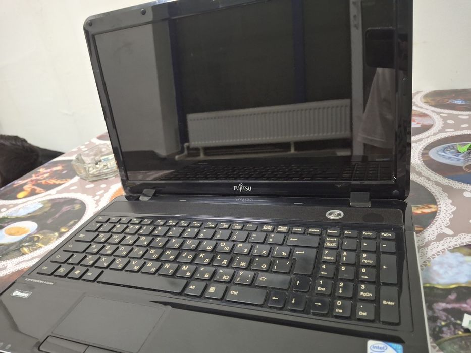 Продам ноутбук Fujitsu Lifebook