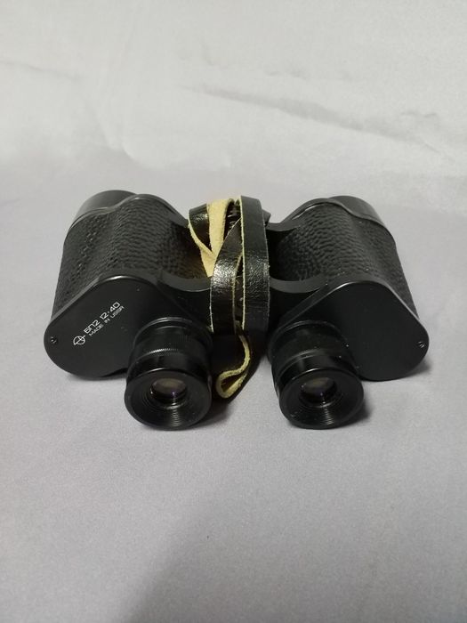 Бинокль призменный