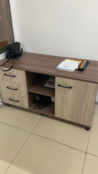 Продается комплекст офистный