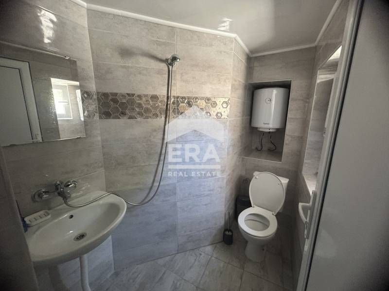 Продава се Къща в с. Дуранкулак, Област Добрич - 161 кв.м за 992 €/кв.м - Снимка #10