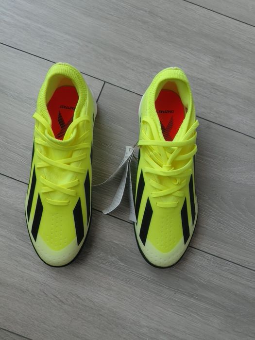 Adidas fotbal sintetic  38 ⅔