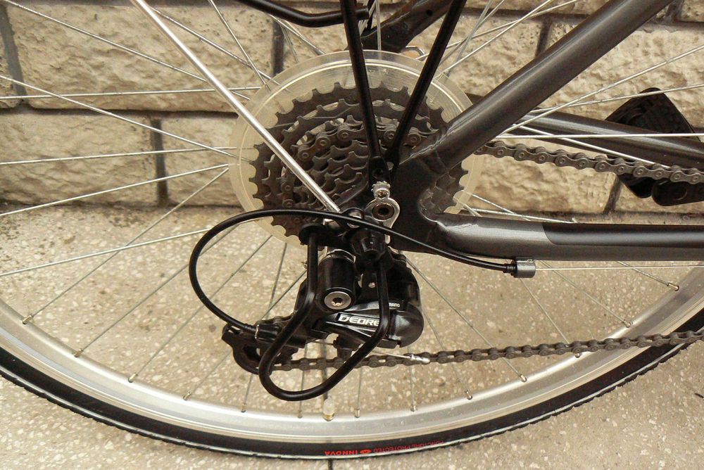 Bicicleta trekking Lizzard 28