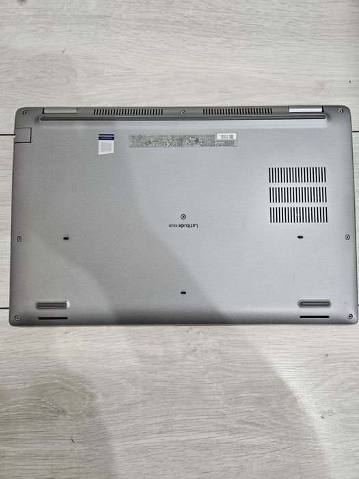 Dell Latitude 5520