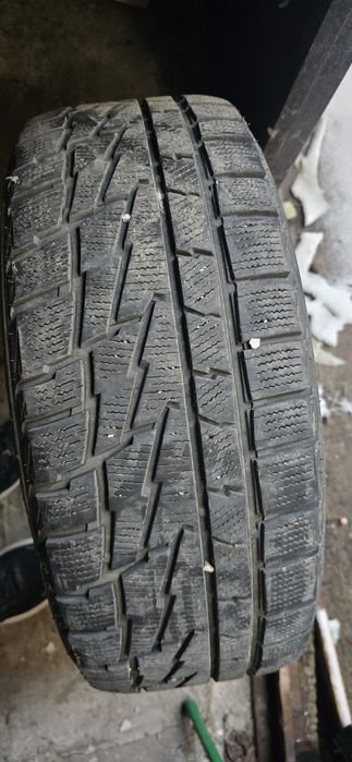 Продавам зимни гуми 225/55/16