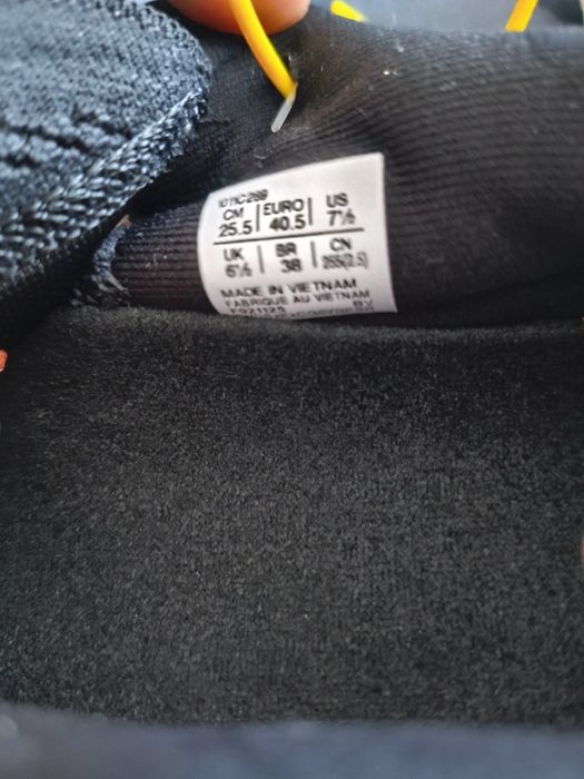 Продаю кроссовки ASICS Cumulus 28