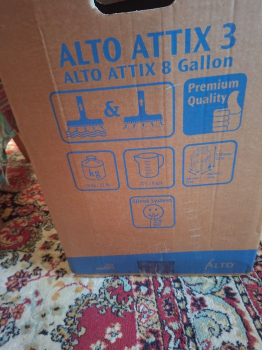 Vând aspirator auto alto alttix 3