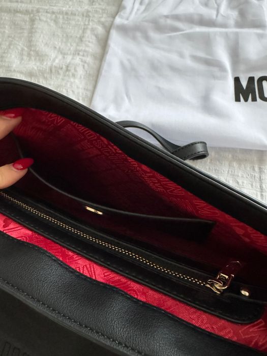 Чанта Love Moschino - черна кожа