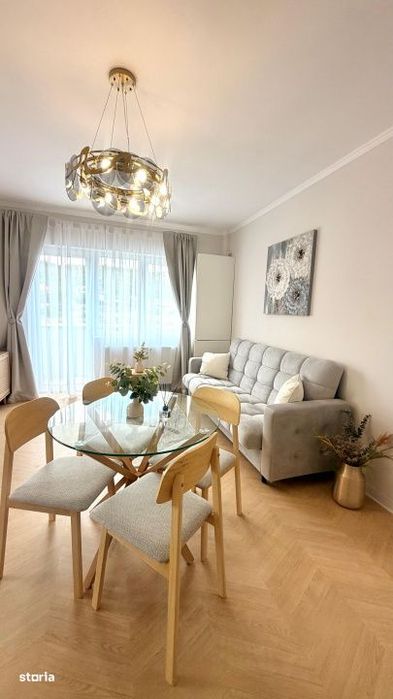 Apartament trei camere, ultrafinisat, partial mobilat, strada Urusagul