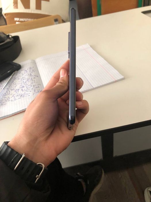 VIVO  V21 GLOBAL  12/128