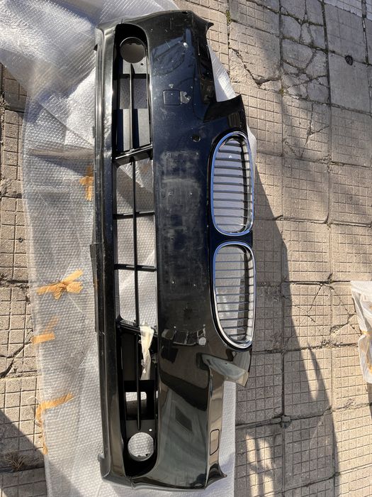 BMW E60 оригинални брони и прагове