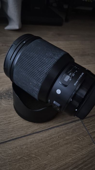 Sigma ef 85mm f1.4 art за Canon