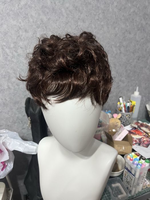 Продам парик коричневый