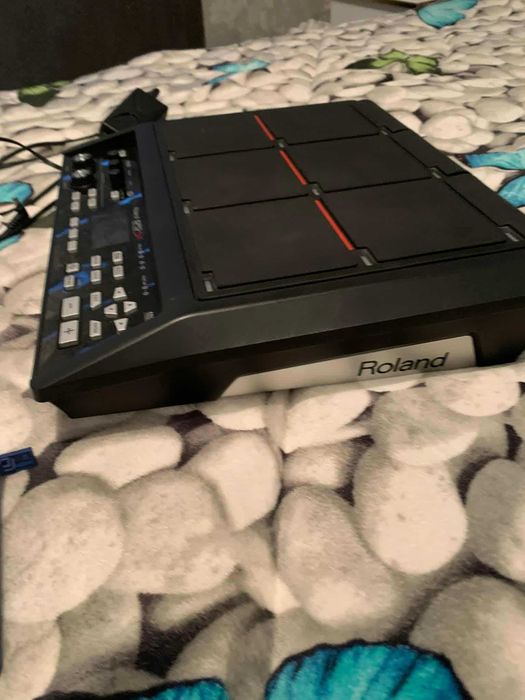Семпъл пад Roland spd-sx