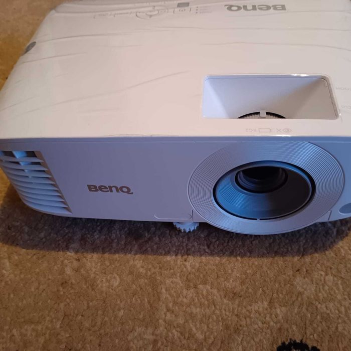 Проектор Новый Benq