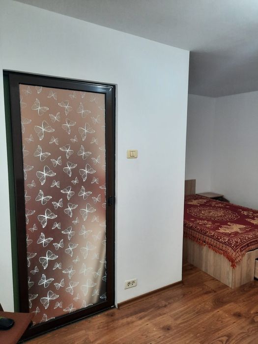 Garsoniera pentru închiriere