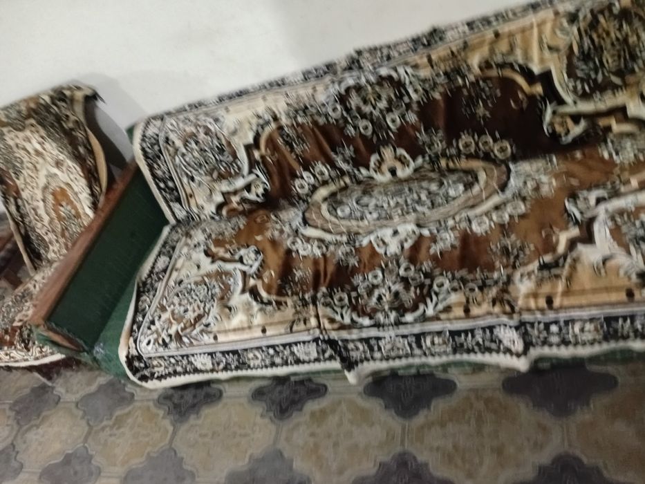 Divan kreslo yaxshi narxda