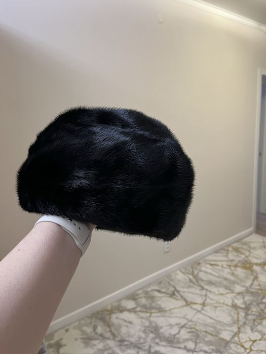 Продаю норковый берет