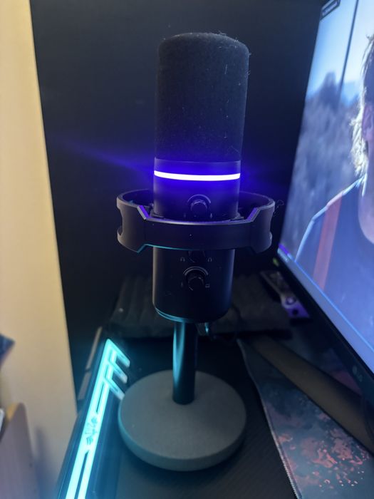 продаю игровой микрофон