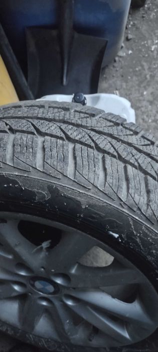 Genții+cauciucuri M+S pe16 bmw stare f buna 800ron
