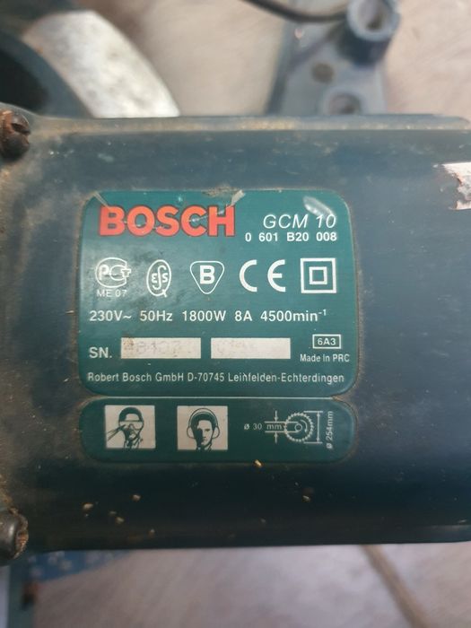 Настолен циркуляр BOSCH GCM 10