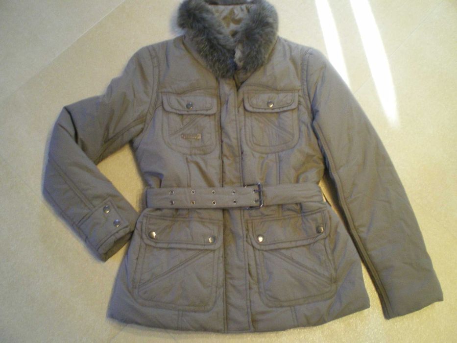 Geaca Vero Moda fas si blana vulpe la guler, noua