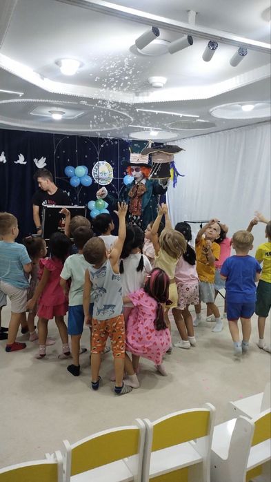 Фокусник «Безумный шляпник» на ваш праздник