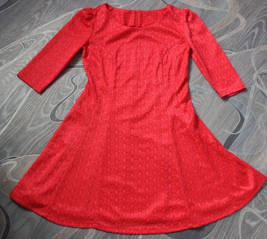 Продам платье 46р