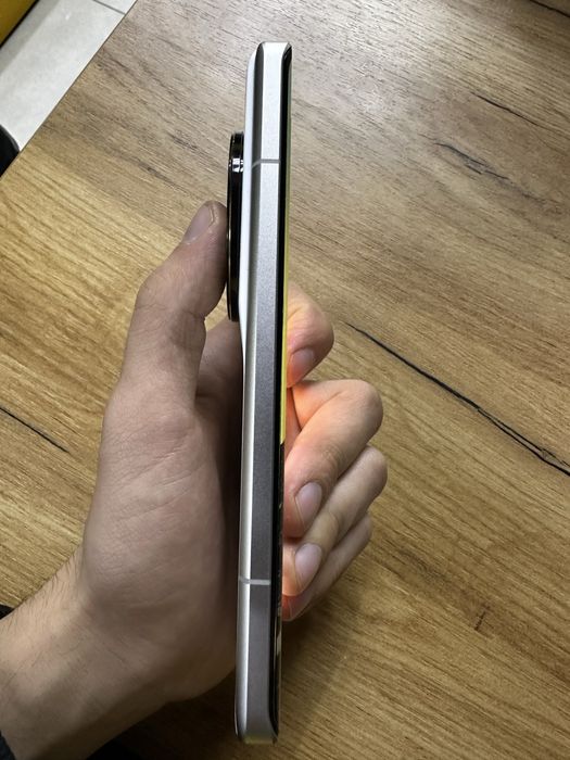 Ideal Xiaomi 13 Ultra 12/512GB (china)