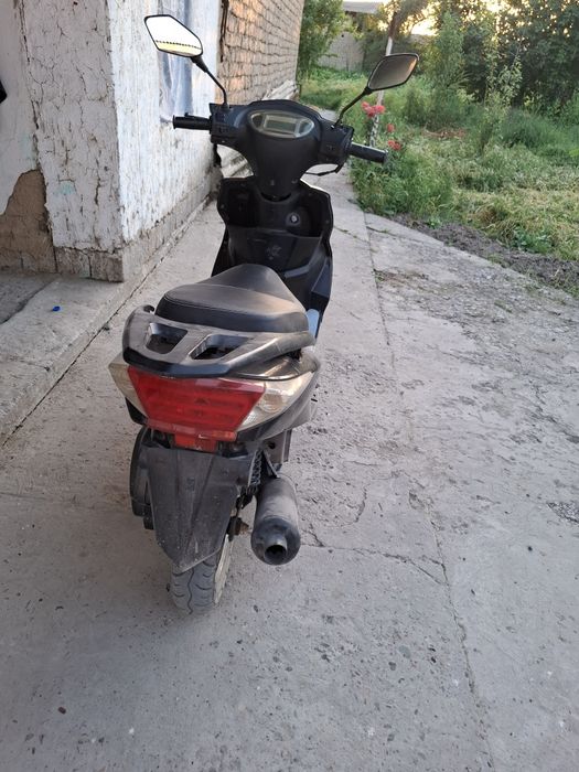 Skuter sotiladi Wasat