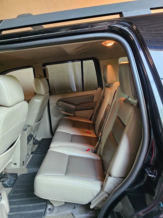 Форд эксплорер 4    4,0   2007 год