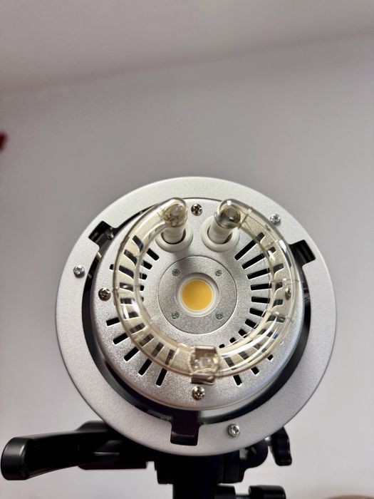 Blit studio godox ms 200 v