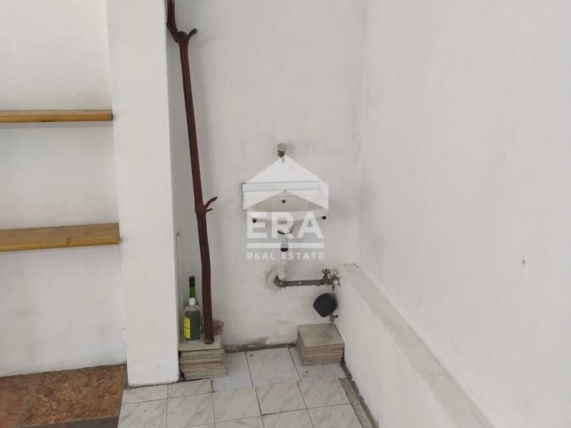 Дава се под наем Гараж / Паркомясто в София, Борово - 24 кв.м за 163.2 € - Снимка #4